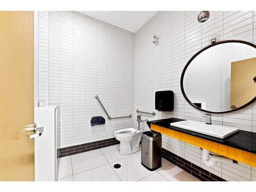 4620-4624 16 Avenue Nw, Calgary, AB 