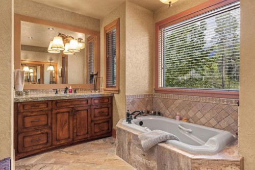 163 Cairns Landing, Canmore, AB - Indoor Photo Showing Bathroom