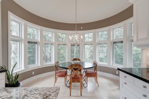 107 Lougheed Circle, Banff, AB - Indoor Photo Showing Dining Room
