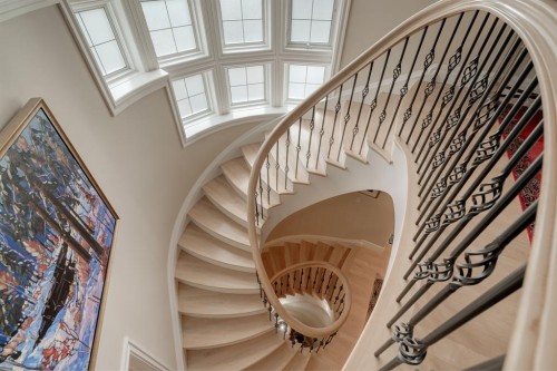 107 Lougheed Circle, Banff, AB - Indoor Photo Showing Other Room