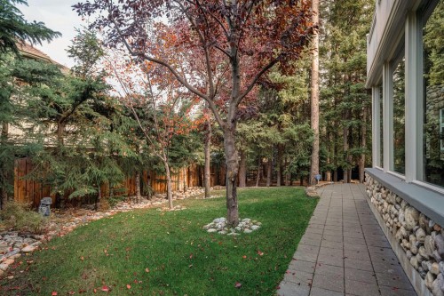 107 Lougheed Circle, Banff, AB - Outdoor