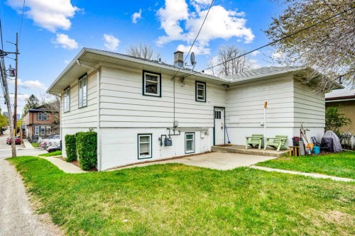 112 29 Avenue Nw, Calgary, AB - Outdoor