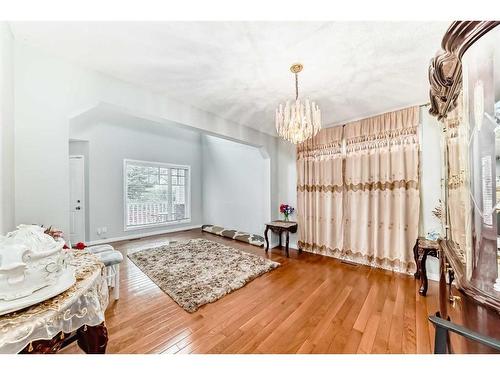 158 Panamount Drive Nw, Calgary, AB - Indoor