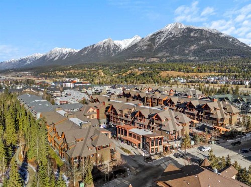 407-187 Kananaskis Way, Canmore, AB - Outdoor With View