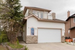 6 Bow Ridge Close  Cochrane, AB T4C 1V8