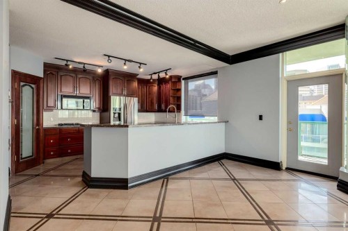 1401-837 2 Avenue Sw, Calgary, AB - Indoor Photo Showing Kitchen