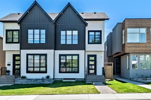 911 22 Avenue Nw, Calgary, AB - Outdoor With Facade