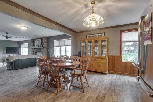 331039-Rge. Rd.242, Rural Kneehill County, AB - Indoor Photo Showing Dining Room