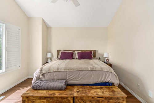 181 Hidden Creek Gardens Nw, Calgary, AB - Indoor Photo Showing Bedroom