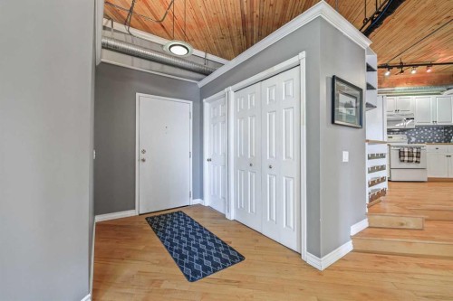 401-535 10 Avenue Sw, Calgary, AB - Indoor Photo Showing Other Room