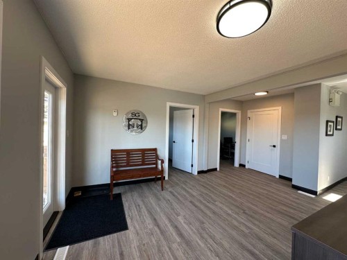 4517 55 Ave, Olds, AB 