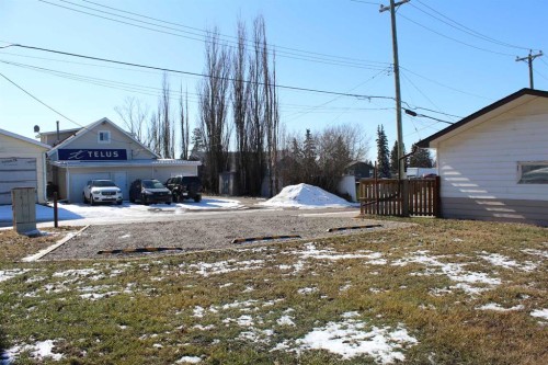 4517 55 Ave, Olds, AB 