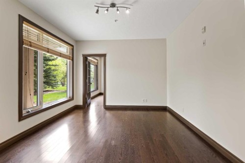 2108-24 Hemlock Crescent Sw, Calgary, AB - Indoor Photo Showing Other Room