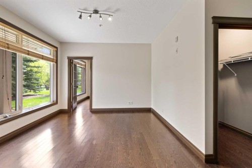 2108-24 Hemlock Crescent Sw, Calgary, AB - Indoor Photo Showing Other Room