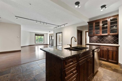 2108-24 Hemlock Crescent Sw, Calgary, AB - Indoor Photo Showing Kitchen With Double Sink