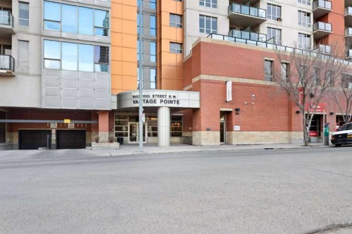 1213-1053 10 Street Sw, Calgary, AB - Outdoor With Balcony