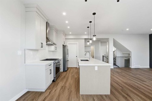 62 Vista Close, Blackfalds, AB - Indoor Photo Showing Kitchen With Upgraded Kitchen