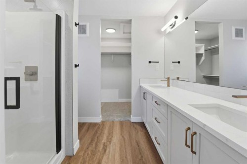 62 Vista Close, Blackfalds, AB - Indoor Photo Showing Bathroom