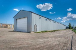 111-5 Bayside Place  Strathmore, AB T1P 0E1