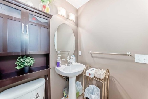 45 Shawbrooke Park Sw, Calgary, AB - Indoor Photo Showing Bathroom