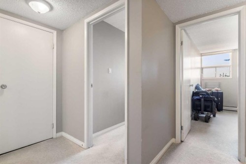 303-30 Mchugh Court Ne, Calgary, AB - Indoor Photo Showing Other Room