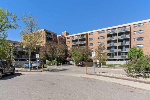 303-30 Mchugh Court NE Calgary, AB T2E 7X3