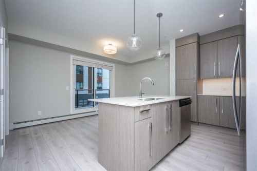 217-383 Smith Street NW Calgary, AB T3B 6J9
