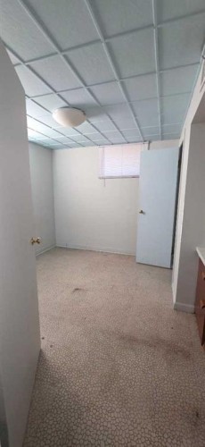 488 Northmount Drive Nw, Calgary, AB - Indoor