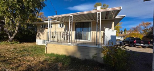 488 Northmount Drive Nw, Calgary, AB - Outdoor