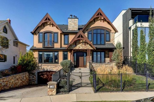 738 Crescent Road Nw, Calgary, AB - Outdoor With Facade