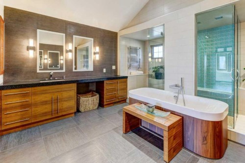 738 Crescent Road Nw, Calgary, AB - Indoor Photo Showing Bathroom