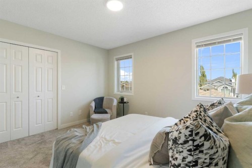 186 Harvest Rose Circle Ne, Calgary, AB - Indoor Photo Showing Bedroom