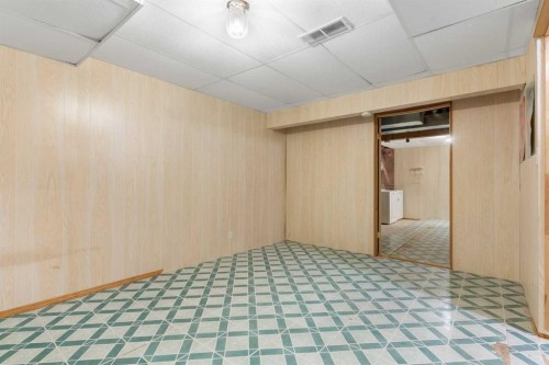 186 Harvest Rose Circle Ne, Calgary, AB - Indoor Photo Showing Bedroom