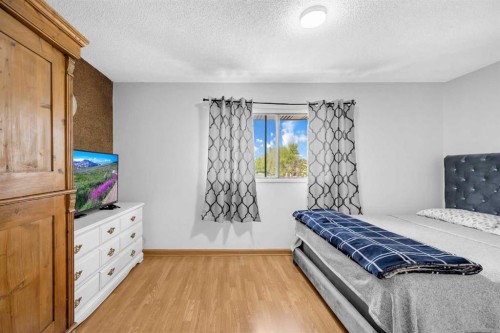 54 Templegreen Road Ne, Calgary, AB - Indoor Photo Showing Bedroom