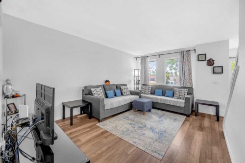 54 Templegreen Road Ne, Calgary, AB - Indoor Photo Showing Living Room
