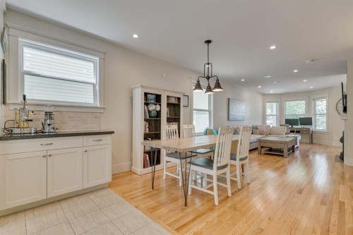 609 23 Avenue Sw, Calgary, AB - Indoor