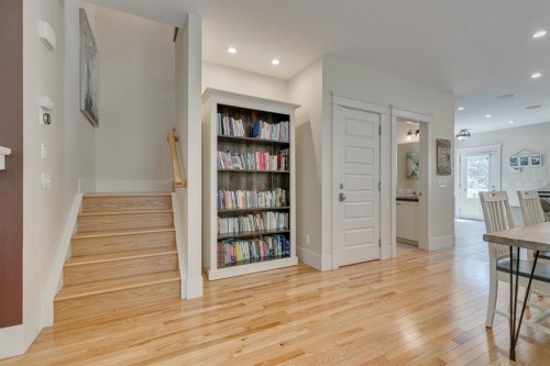 609 23 Avenue Sw, Calgary, AB - Indoor