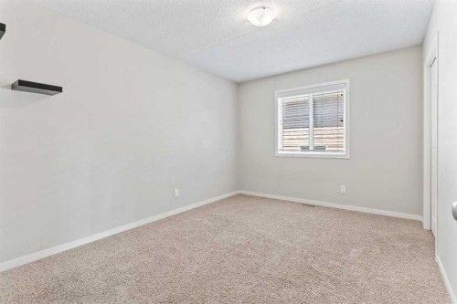 77 Auburn Glen Common Se, Calgary, AB - Indoor Photo Showing Other Room