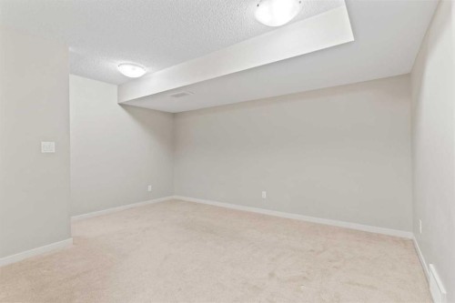 77 Auburn Glen Common Se, Calgary, AB - Indoor Photo Showing Other Room