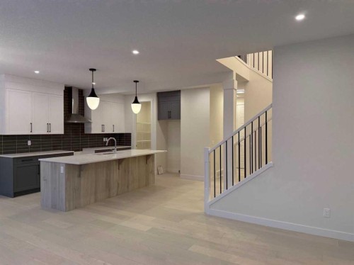 92 Sundown Crescent, Cochrane, AB - Indoor Photo Showing Kitchen