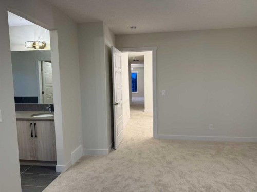 92 Sundown Crescent, Cochrane, AB - Indoor Photo Showing Other Room