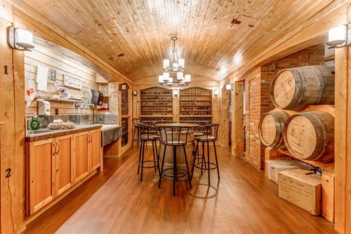 2347-2330 Fish Creek Boulevard Sw, Calgary, AB - Indoor