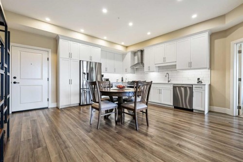 2347-2330 Fish Creek Boulevard Sw, Calgary, AB - Indoor