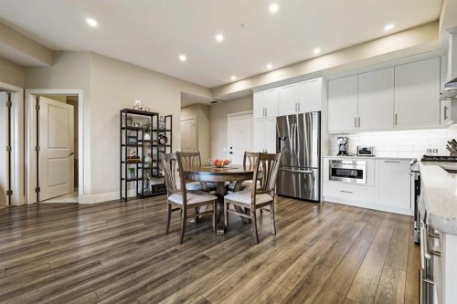 2347-2330 Fish Creek Boulevard Sw, Calgary, AB - Indoor