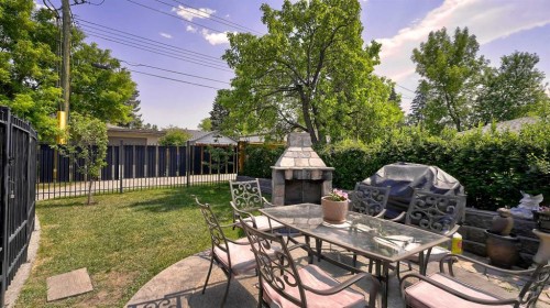 1911 13 Avenue Nw, Calgary, AB - Outdoor