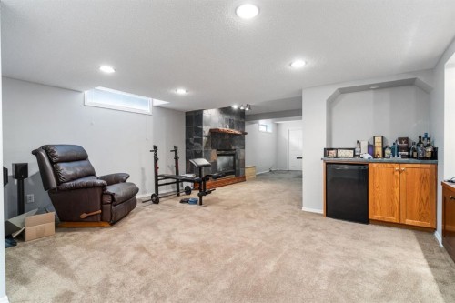 39 Harvest Oak Green Ne, Calgary, AB - Indoor Photo Showing Other Room