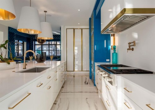 732 Crescent Road Nw, Calgary, AB - Indoor Photo Showing Kitchen With Upgraded Kitchen