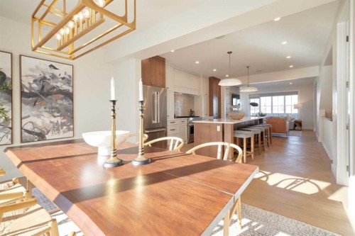 219 Calais Drive Sw, Calgary, AB - Indoor Photo Showing Dining Room