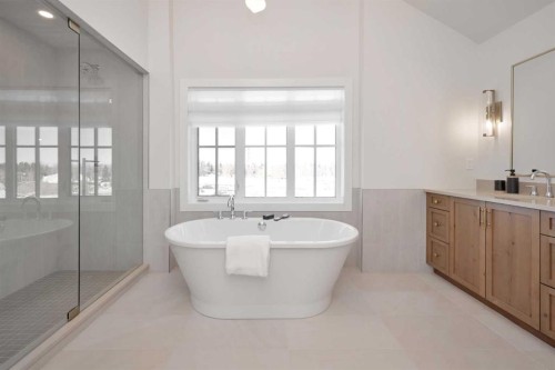 219 Calais Drive Sw, Calgary, AB - Indoor Photo Showing Bathroom