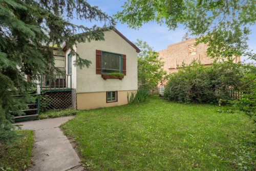 630 15 Avenue NE Calgary, AB T2E 1H8